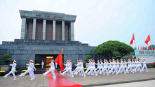 Tạm ngừng tổ chức lễ viếng tại Lăng Chủ tịch Hồ Chí Minh
